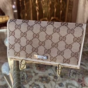 100% Authentic Gucci Beige Brown GG Supreme Wallet